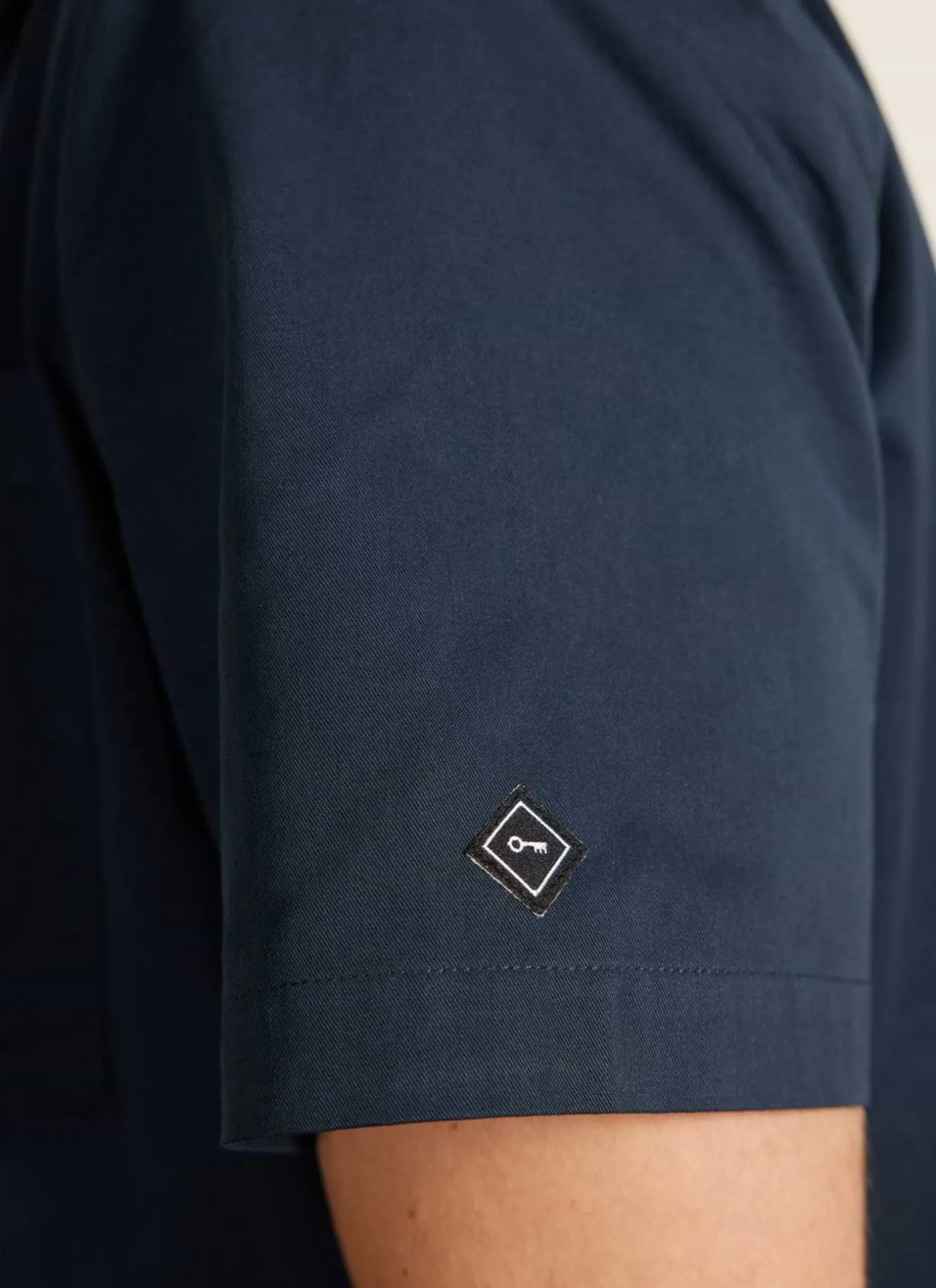 Percival Short Sleeve Shirts|Boxy Shirts^Auxiliary Boxy Clerk Shirt Navy