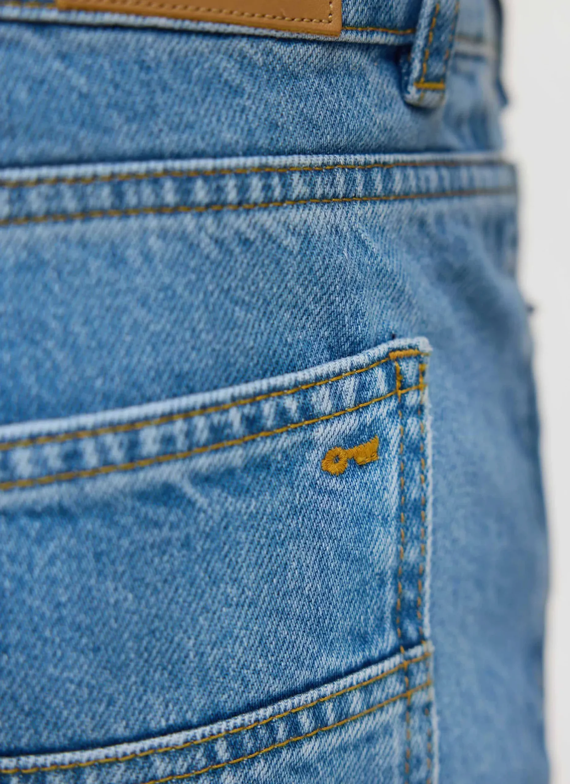 Percival Straight Leg Trousers|Straight Leg Jeans^Straight Leg Denim Jeans Light Wash Blue